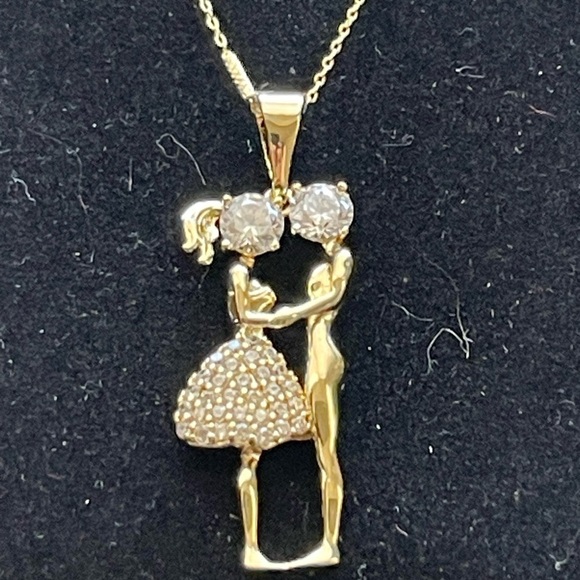 Elegant Gold Plated Couple Pendant Necklace - Picture 1 of 4